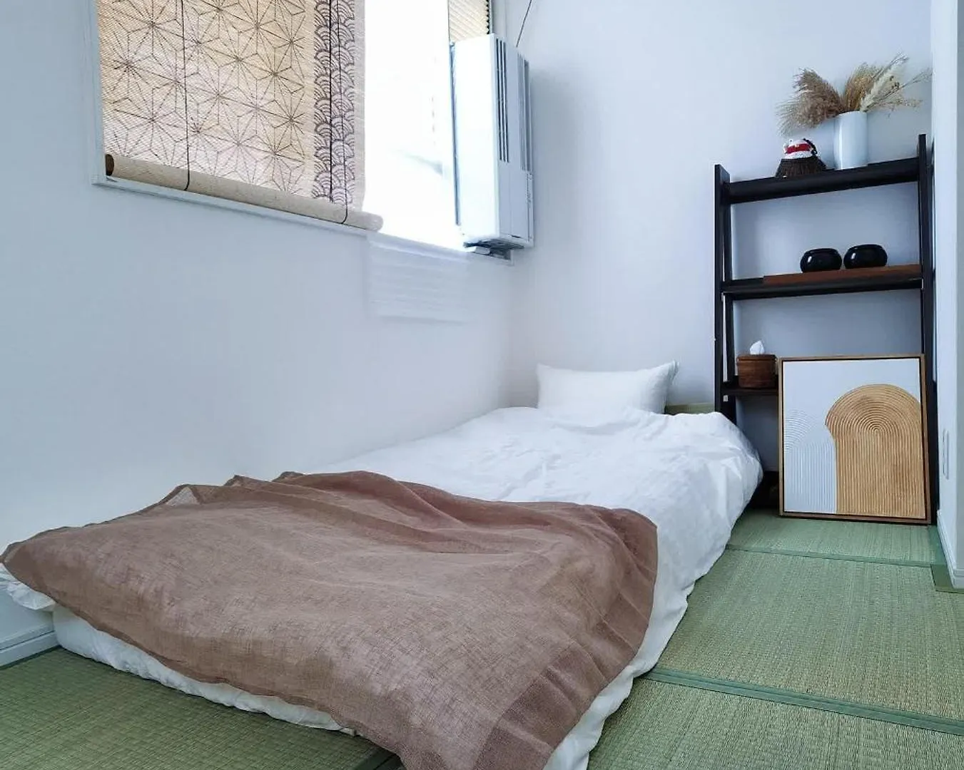 Neo Home Tokio 0*,  Japan